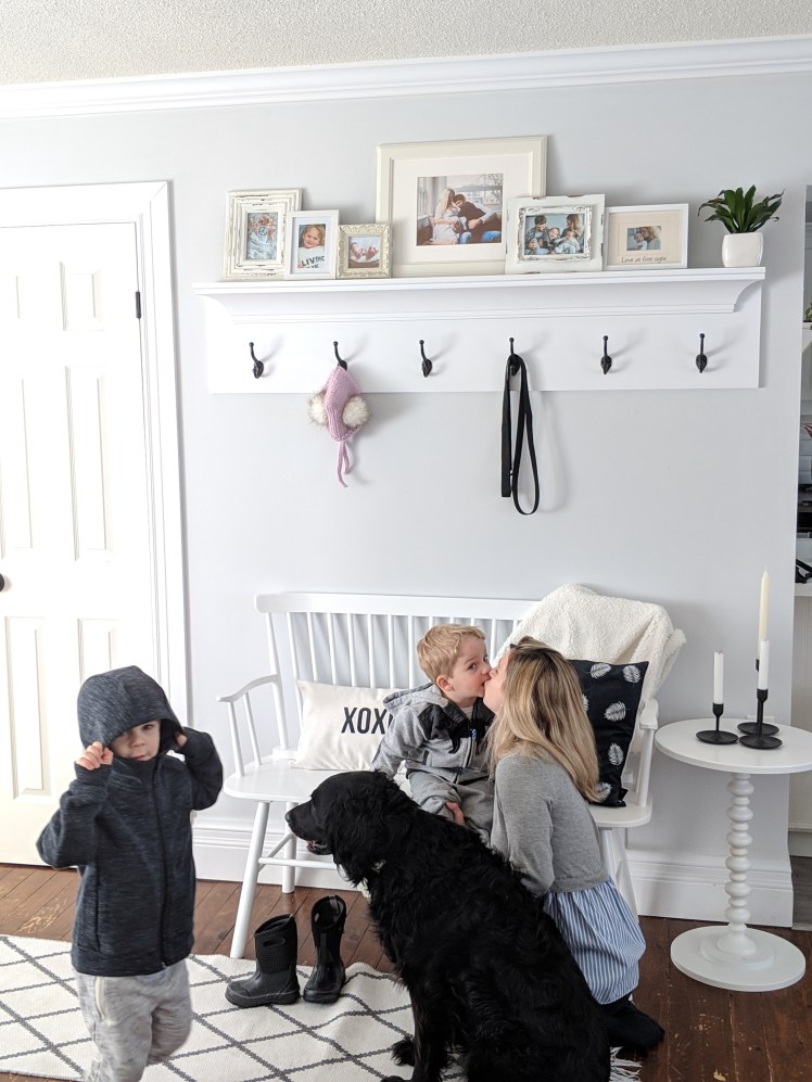 00000IMG_00000_BURST20190216115904974_COVER