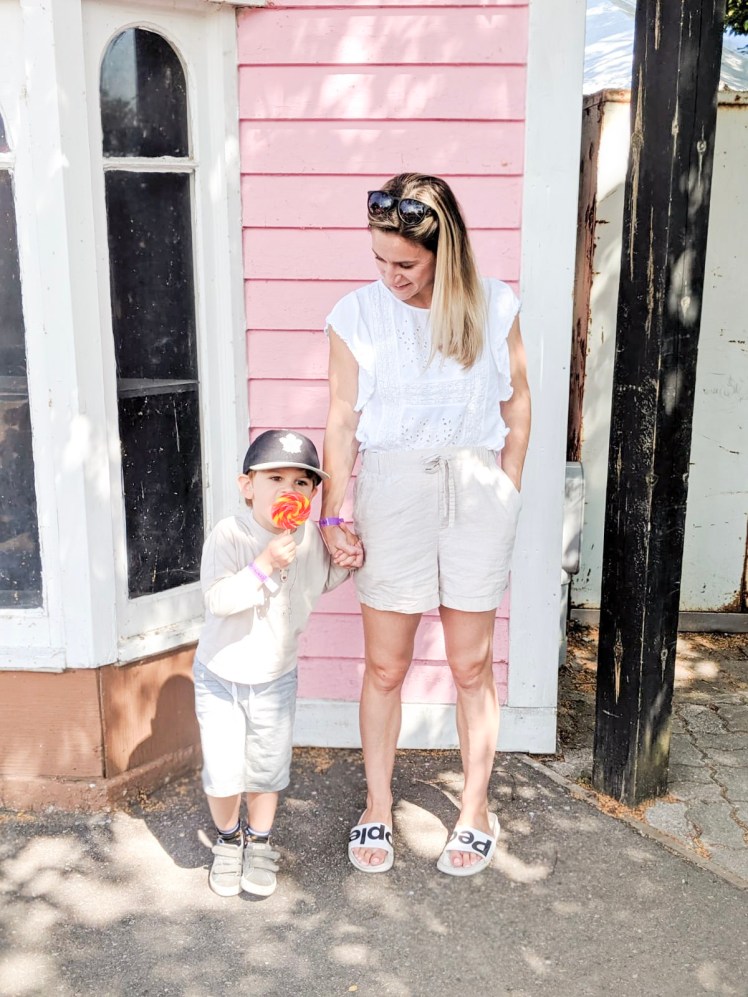 ff4783d0-a8d2-4347-8477-e31529600895