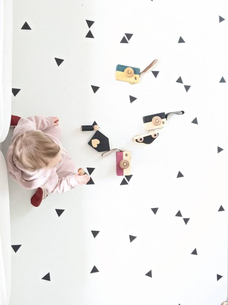 83507661-8d21-42b3-affe-e0abf2197011